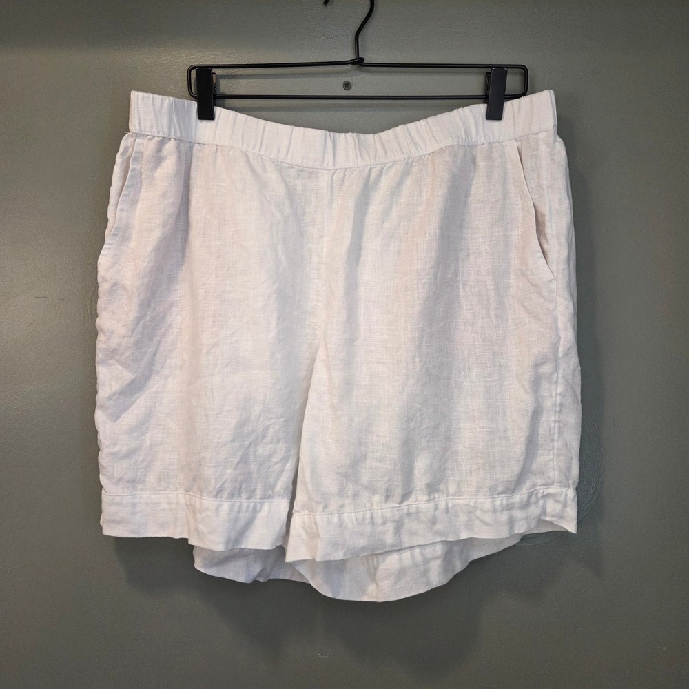 High-Waist White Linen Blend Women's Shorts